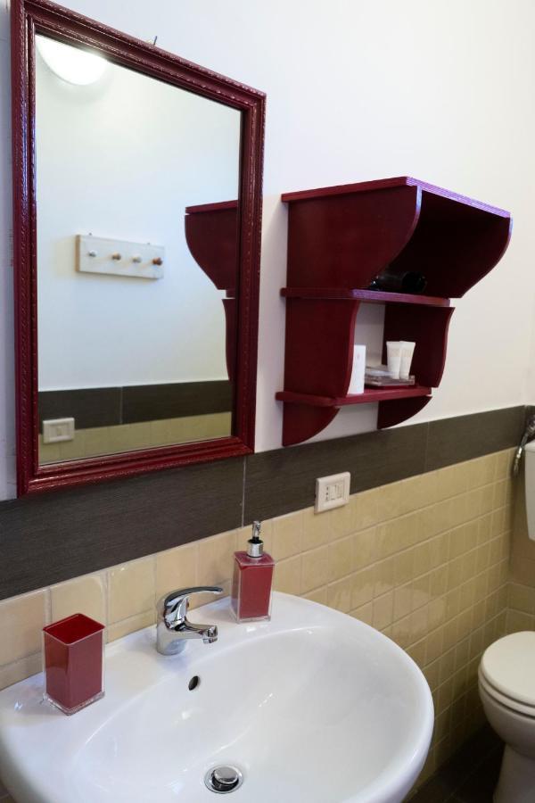 Villa Lina Bed&Breakfast Taranto Bagian luar foto