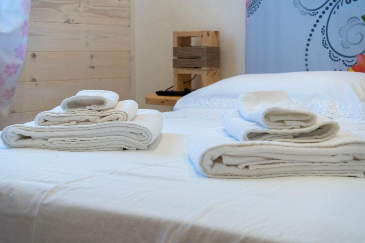 Villa Lina Bed&Breakfast Taranto Bagian luar foto