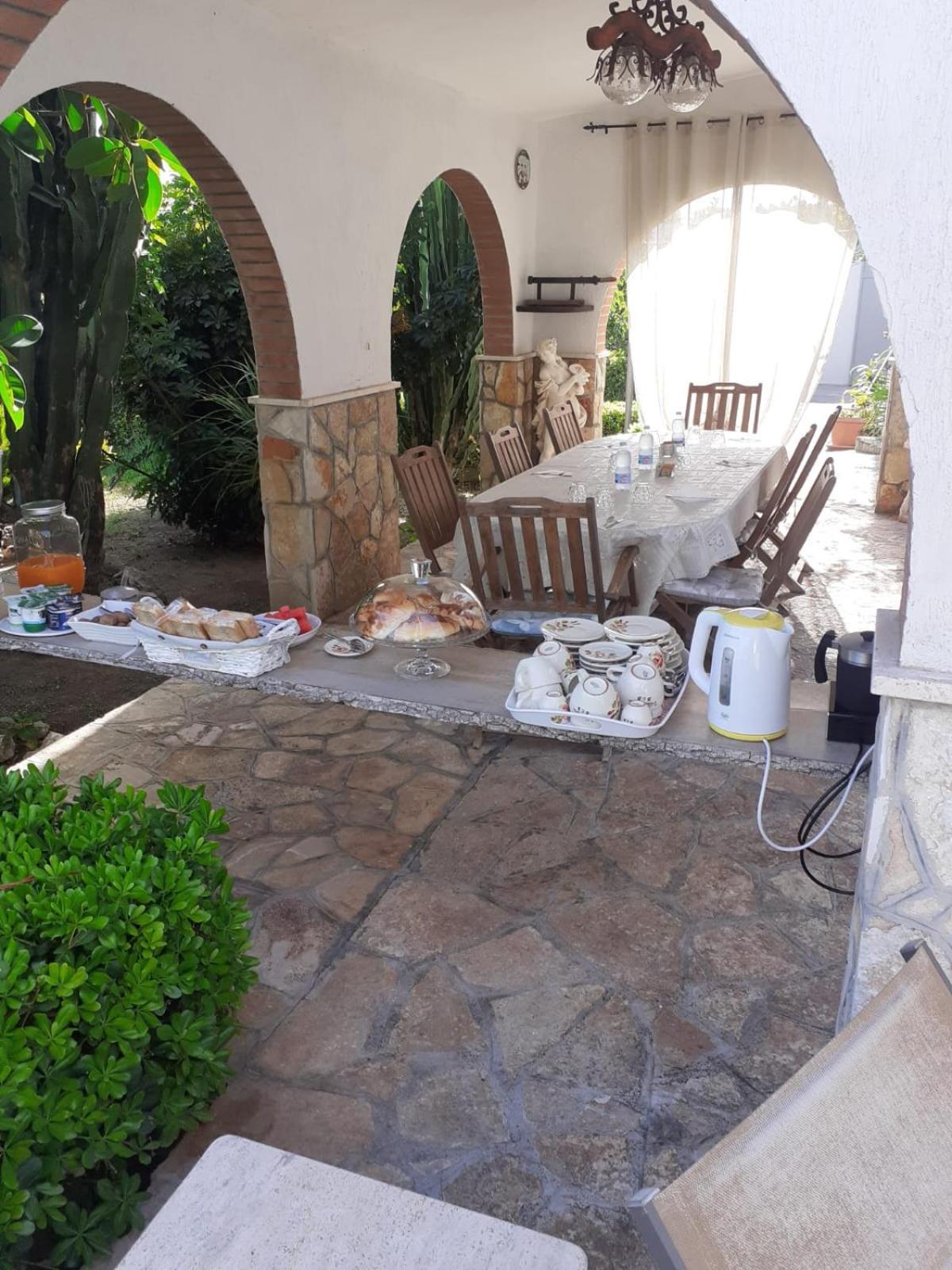 Villa Lina Bed&Breakfast Taranto Bagian luar foto