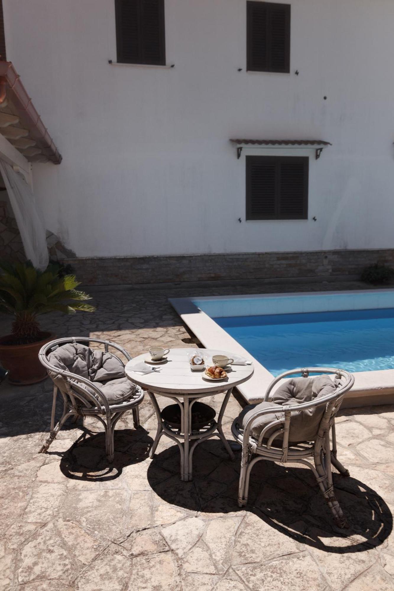 Villa Lina Bed&Breakfast Taranto Bagian luar foto