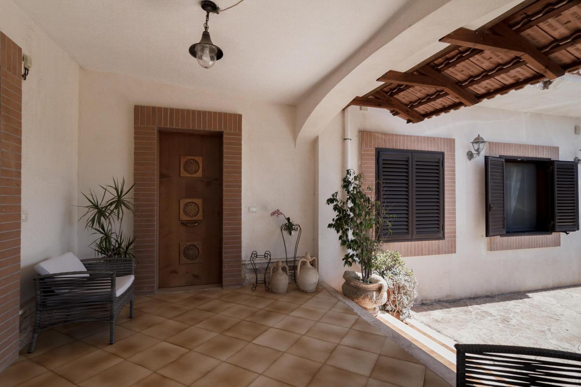Villa Lina Bed&Breakfast Taranto Bagian luar foto